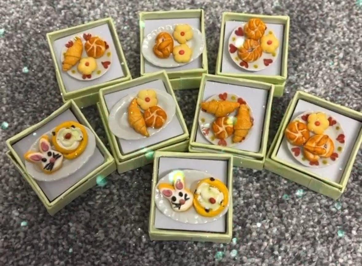 Miniature food quirky rings